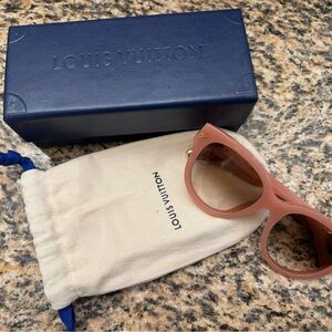 Louis Vuitton Pink ( Barbie) Sunglasses!☀️🩷
